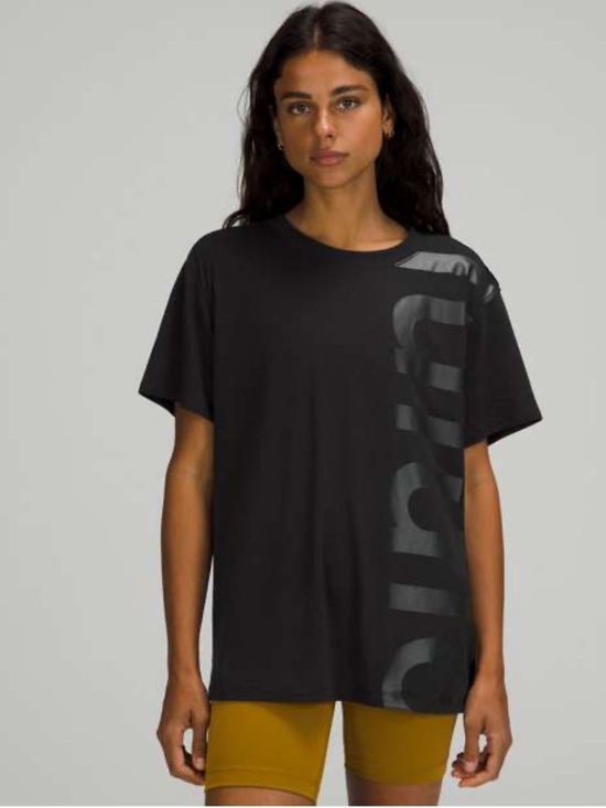 lululemon athletica Tops - lululemon athletica Black Short Sleeve Logo Tee